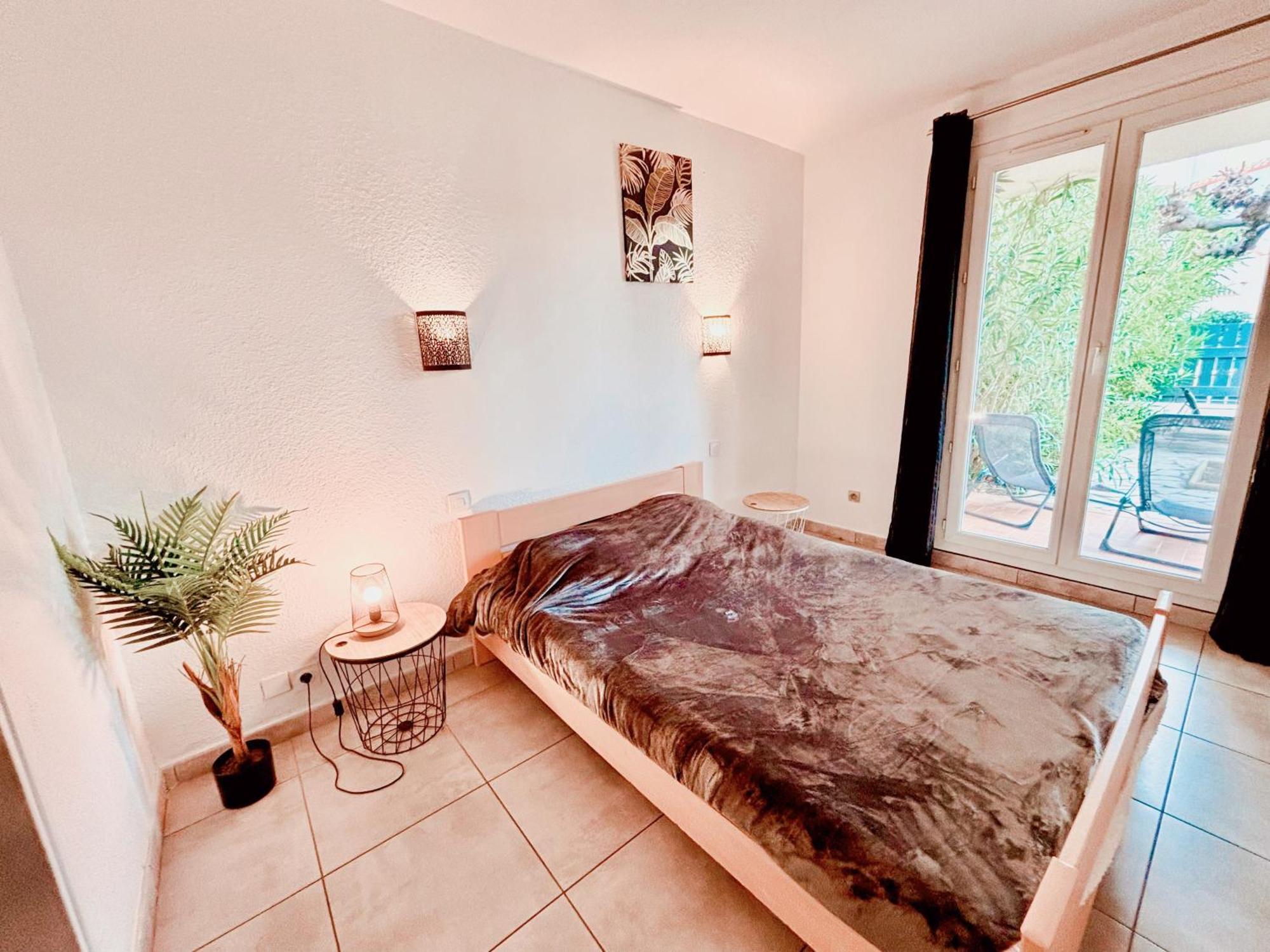 Appartement Calme Avec Jardin Privatif - 3 - Canet-en-Roussillon Dış mekan fotoğraf